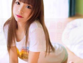 GIRLT果团网 – 龚玥菲黑白图集：你确定想下载？后果自负