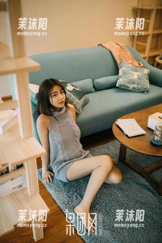 GIRLT果团网 - 龚玥菲的长腿：无圣光美图中的欲望与光影交织