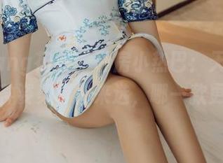 HuaYang花漾 – 私房小热巴：天台图包，十种姿势等你来选，哪一款更撩？