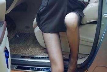 HuaYang花漾 – 就是这双高跟鞋！尤妮丝原图里面的亮点，就是这么简单！