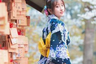 浴缸黑丝遇上Luisa_零纱：高画质图包，撩动你的小心心
