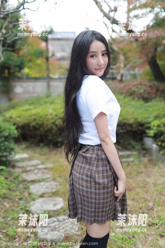 MFStar模范学院 - 在线体验陈一涵的写真：剧情转折比八点档还狗血！