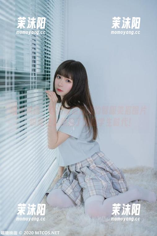 喵糖映画：这组课后日光的制服美眉图片，瞬间让我想起了我的学生时代！