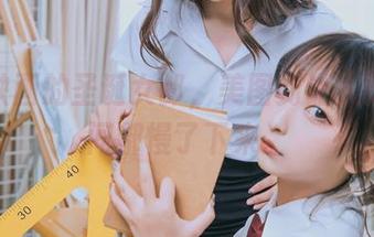 喵糖映画的圣诞女郎，美图到让人觉得时间都慢了下来。