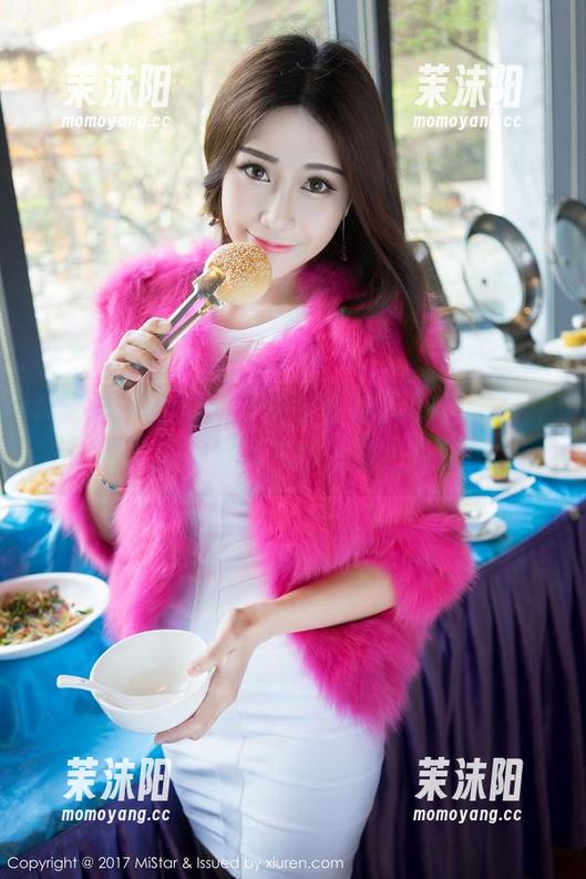 MiStar魅妍社-陈雅漫VICKY MiStar魅妍社 - 看陈雅漫VICKY如何把网袜演绎得像艺术,原图在此!