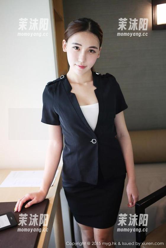 MyGirl美媛馆 - 唐琪儿的白衬衫福利，原图里藏着些柔软的瞬间
