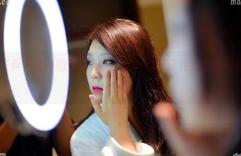 PANS写真 – 曲奇的美腿作品：腿长就是任性，走到哪儿都是焦点！