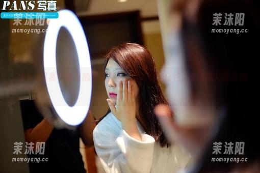 PANS写真 - 曲奇的美腿作品：腿长就是任性，走到哪儿都是焦点！