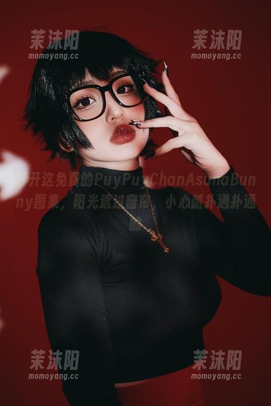 打开这免费的PuyPuyChanAsunaBunny图集，阳光透过窗帘，小心脏扑通扑通的