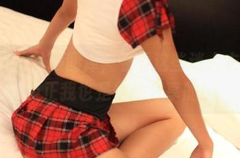 ROSI的礼服图库，看看这些迷人衣服，反正我也是偷偷分享的！