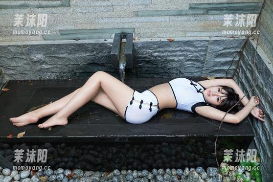 TuiGirl推女郎 - 这一季的女神，王依萌的写真图包靠得住，瞧瞧她的无敌角度！