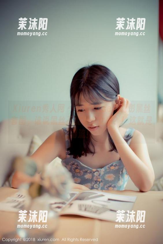 Xiuren秀人网 - 看完Elise谭晓彤黑丝套图，谁说黑丝不能有少女感？！这就是清流！