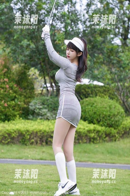 Xiuren秀人网-大橘BBKira Xiuren秀人网 - 大橘BBKira空姐全套体验:原图带你感受云端的诱惑!