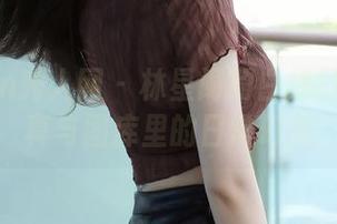 Xiuren秀人网 – 林星阑的白裙日记—写真与图库里的日常幻想