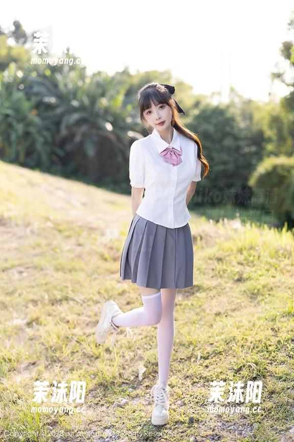 Xiuren秀人网 - 在沈蜜桃miko妹妹高清图库里，每一张都是‘桃’花源！快来围观！