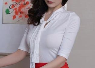 Xiuren秀人网 – 拉开和服那一瞬间，王俪丁呀的图包来袭！