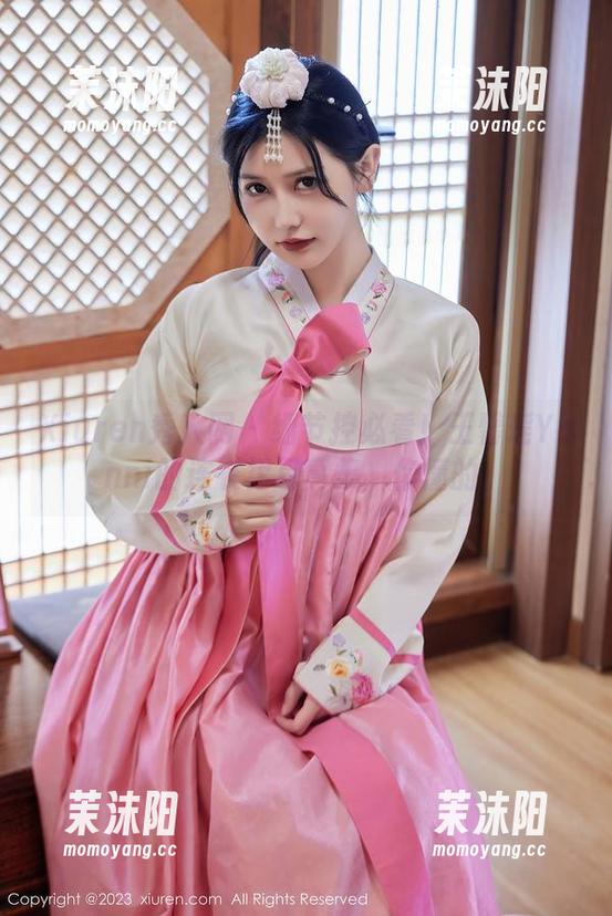 Xiuren秀人网-王馨瑶Yanni Xiuren秀人网 - 细节控必看!王馨瑶Yanni的连衣裙写真集,你懂的。