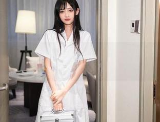 Xiuren秀人网 – 虞姬儿的户外私拍：图集里藏着风的轻柔和树影的摇曳