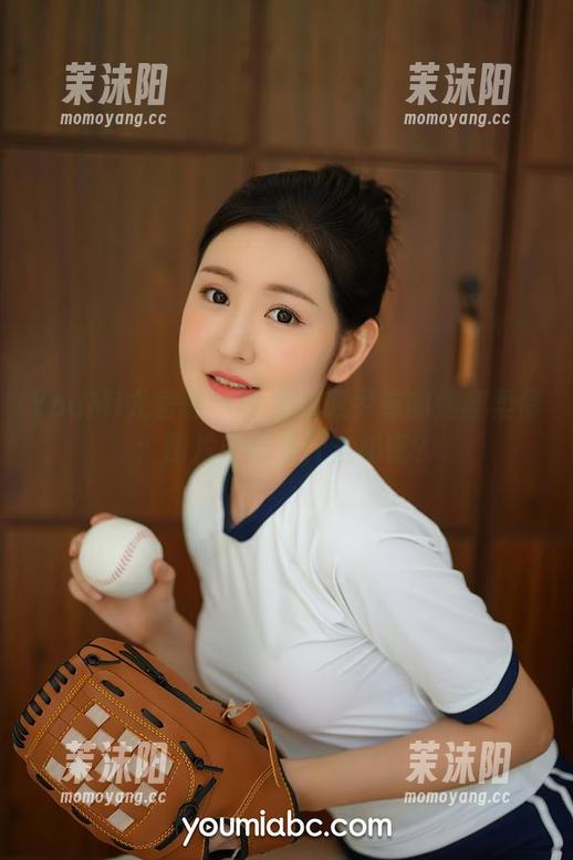 YouMi尤蜜荟 - 免费获取尹菲的嫣红柔情：图片中藏着什么秘密？
