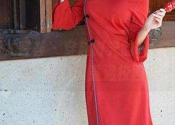 YouMi尤蜜荟 – 穿越时光的校服写真，黄依婷让我们重温校园梦
