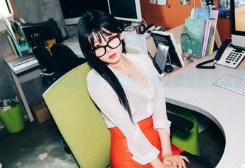 Zia(지아)的黑丝写真，瞬间点燃了我的视觉欲望！