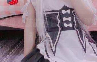揭秘at鲨鱼女孩的图包，分享那些让人心动的瞬间！