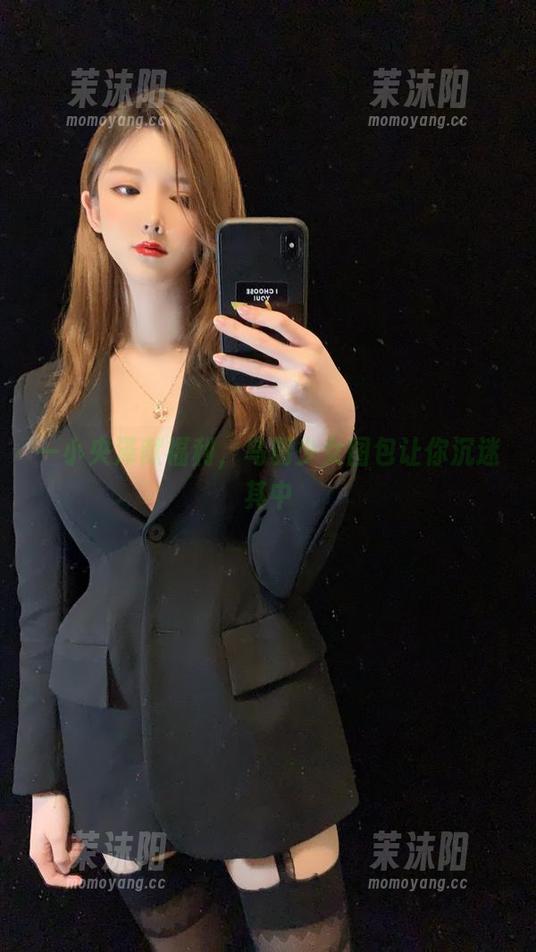 一小央泽献福利，乌鸦少女图包让你沉迷其中