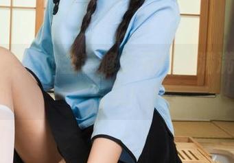 丽柜 – 笑笑的全套修女写真，满满的叛逆气息！