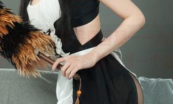 丽柜ligui – 在线写真围观——心心的圣诞情丝，仿佛每张都隐藏着一个故事。