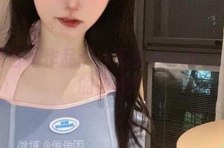 倦倦喵白裙作品：一不小心就披上了仙女的衣服！