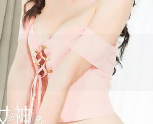 克拉女神 – 问候所有单身狗，来看看“珊珊女友”的在线美图吧