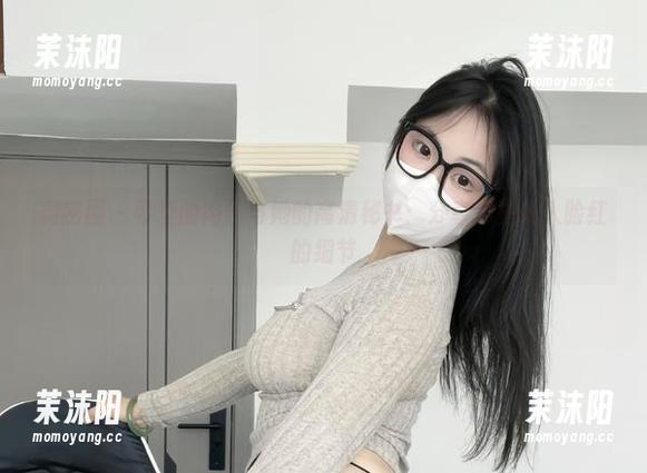 微密圈 - 可爱的肉巴与她的高清秘书：分享那些让人脸红的细节