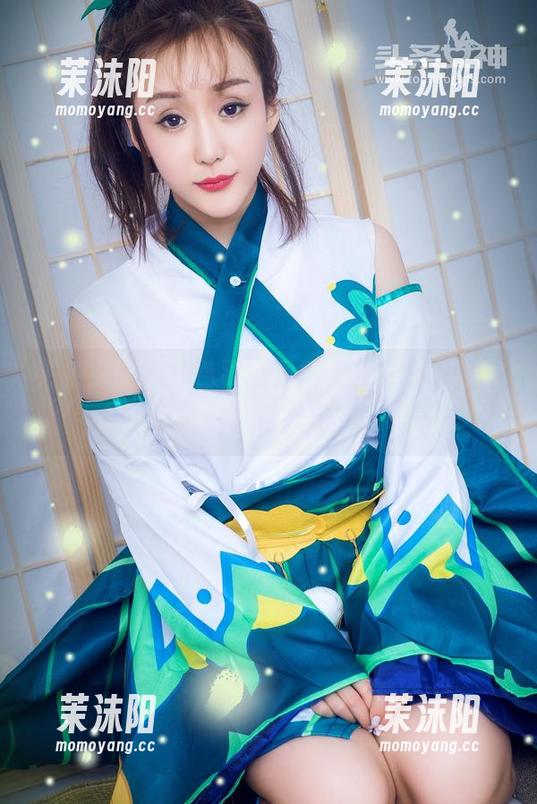 头条女神 - 红色警报图册大公开，李由美的免费时刻，你准备好了吗？