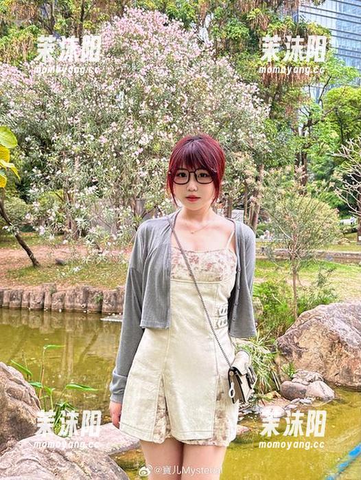 宝儿mysterial的私房作品：体操服下藏着的不止是一身好身材，还有秘密哦！