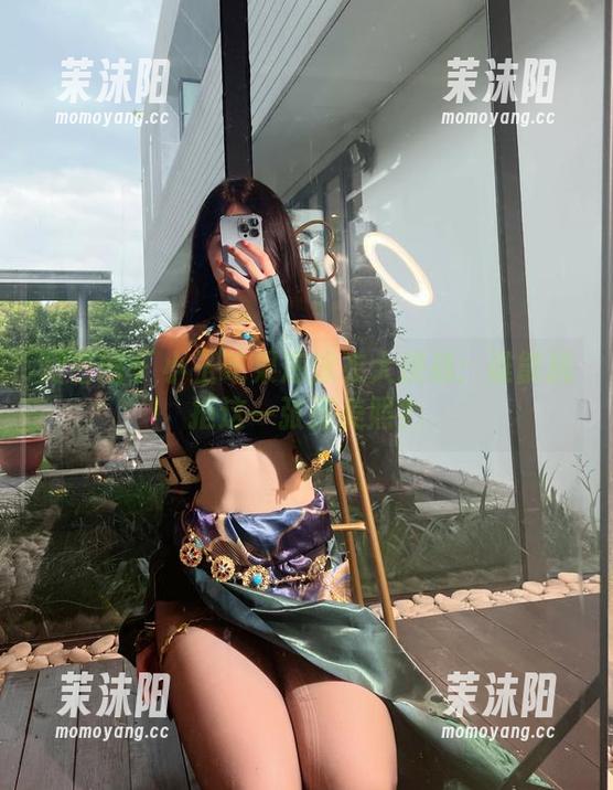 小玉吃果冻 微密圈 - 小玉吃果冻泳衣大挑战:谁能抗拒这一张张美照?