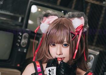 小空sora的私房写真：当女孩遇上镜头，真的是秒变女神加蓝天！