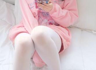 少女秩序 – 小满的网袜全套：原图来袭，准备好打扰你的视线了吗？