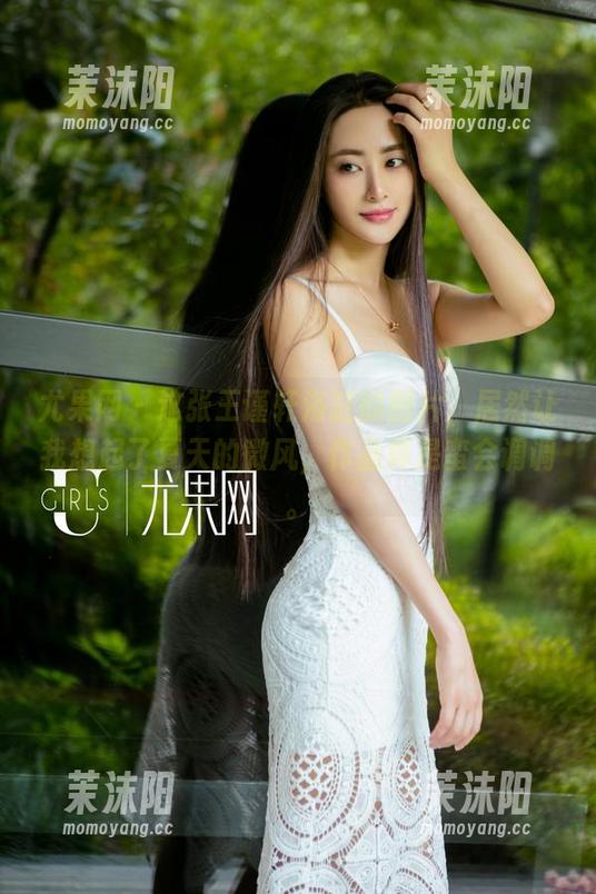 尤果网 - 这张王谨轩浴缸的图片，居然让我想起了夏天的微风，作品真是蛮会调调。