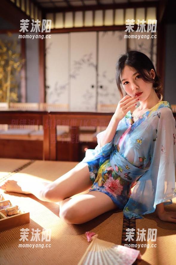 别错过！抖娘利世JK写真大合集，让你欲罢不能的下载体验！