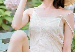 经典与性感的碰撞！“木棉棉OwO”合集，这套装让我无法自拔。