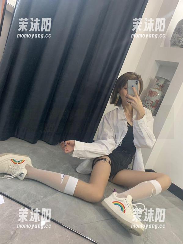 微密圈 - 连衣裙中的杨大乐乐很靠谱：走进这些图片资源背后的童话