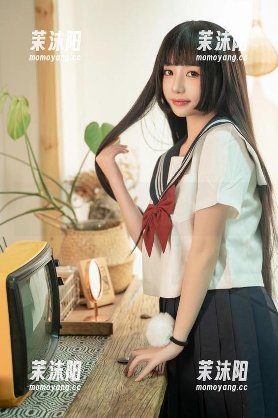 再也不怕无聊，爆机少女喵小吉美腿美图下载送你快乐！