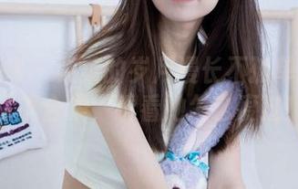 物恋传媒 – 菜菜的岁月漫长不孤单：免费写真合集，看看她怎么度过！