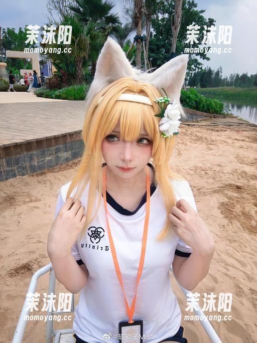 高清写真：当特软儿Sona遇上女神，真是“软”到心里去！