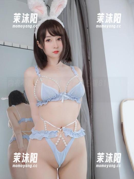 白银81 内衣不是穿在身上的,而是白银81的图库分享小心思!
