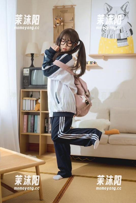 神沢永莉出征！灰丝花裙子究竟有多撩人？来看看这个cos分享！