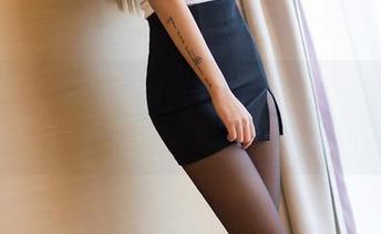 秀人网 – Angela小热巴的长腿写真，原图完全不带滤镜，直接惊掉下巴啊！