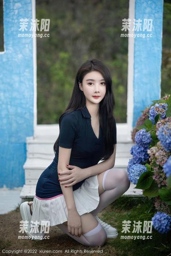 秀人网 - 娜比校园私拍合集：青春就是不停翻书的时光