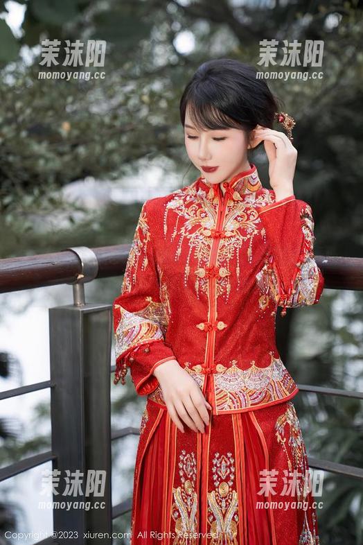 秀人网 - 林文文yooki的裸足美图合集：每一步都恰到好处的放纵！