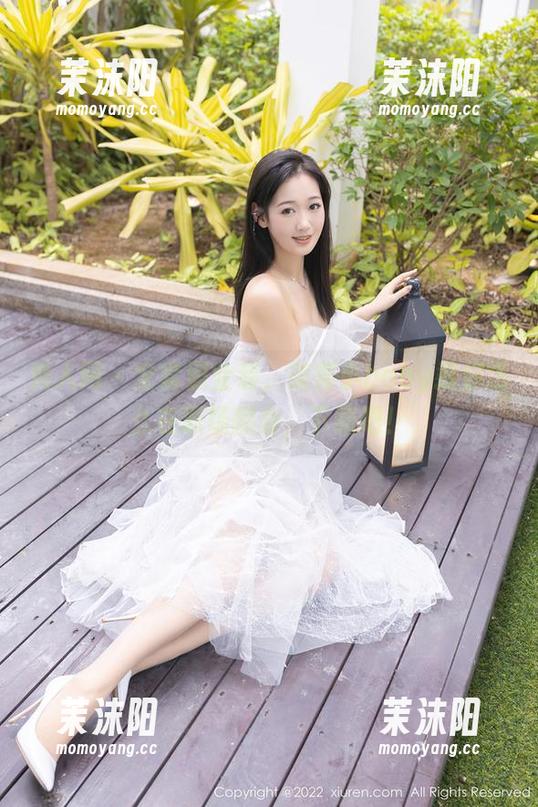 秀人网 - 全套职业装，柒喜小baby教你怎么在职场翻身，下载吧！